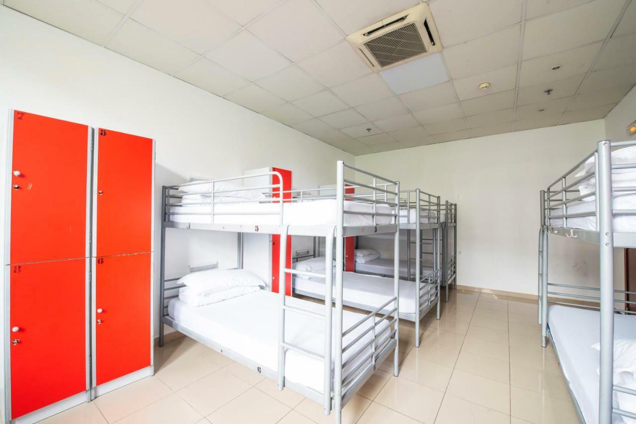 10-Bed Private Room